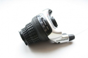 626254406_3_644x461_manetka-pereklyuchatel-shimano-tourney-sl-rs41-7-pravaya-na-7-skorostey-velo